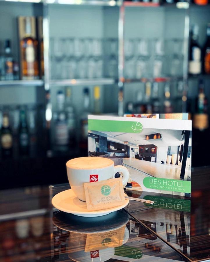 Bes Hotel Cremona Soncino Bagian luar foto